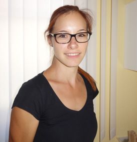Frau Busch, med. Fachangestellte der Praxis Dr. Beate Langosch-Sinz, Eppingen - Kleingartach
